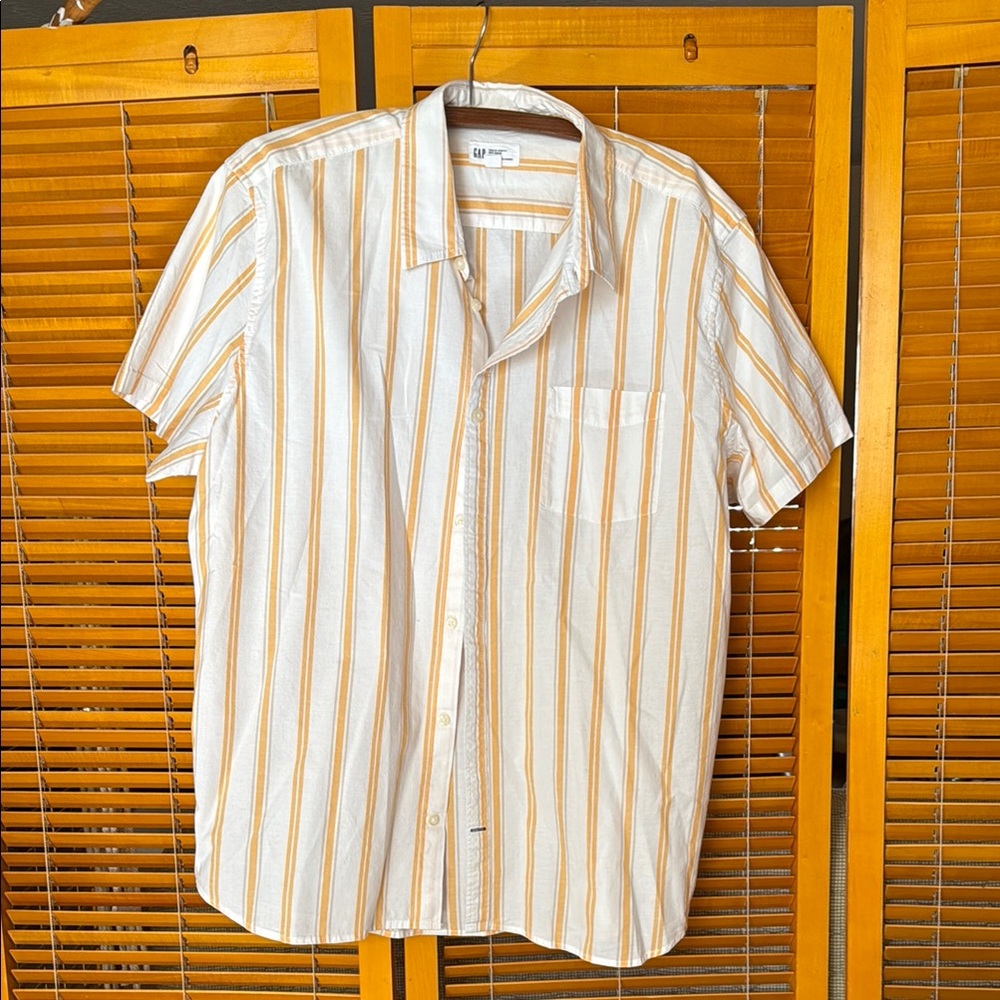GAP Men's Casual Shirt - White and Orange Stripes